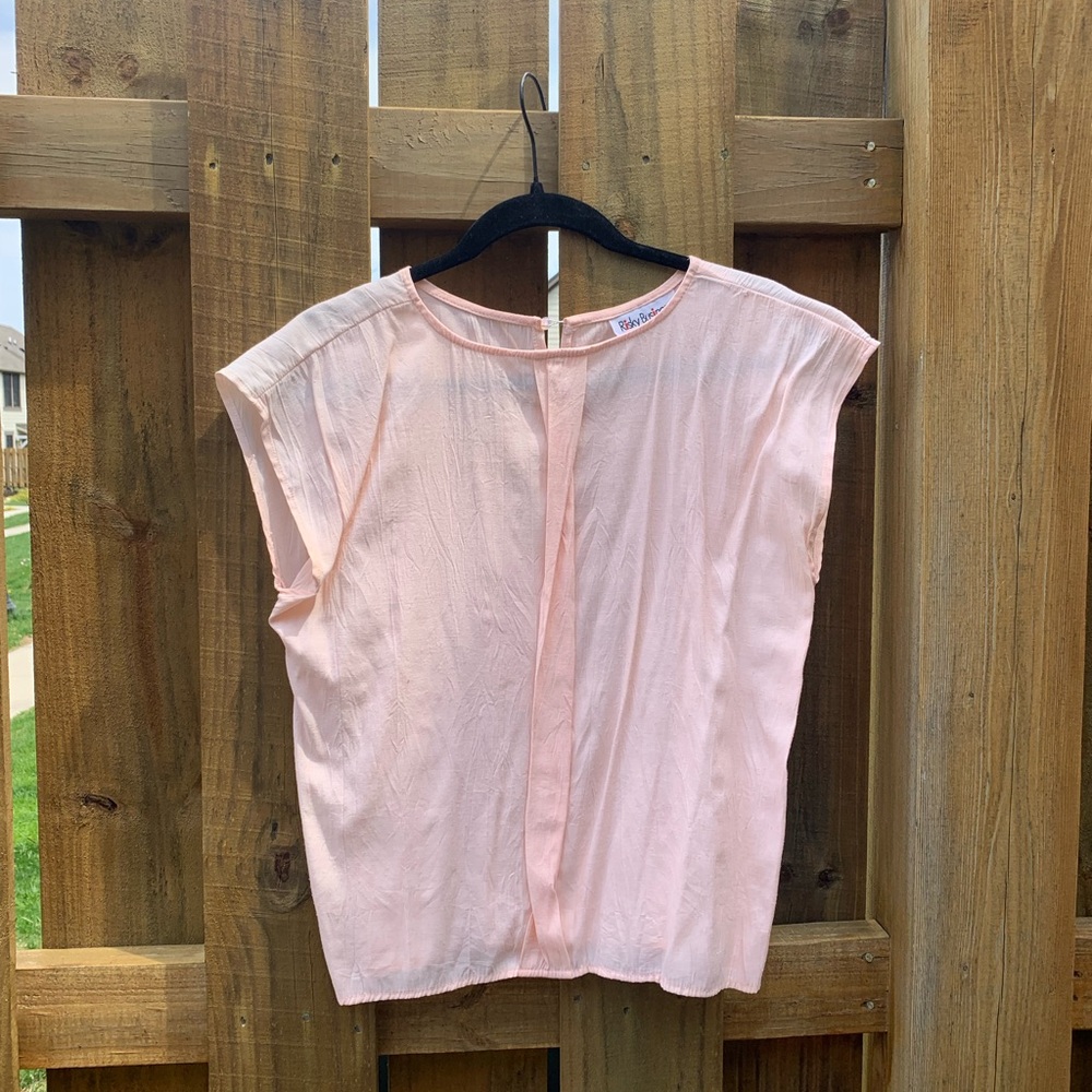 Women's Pink Top